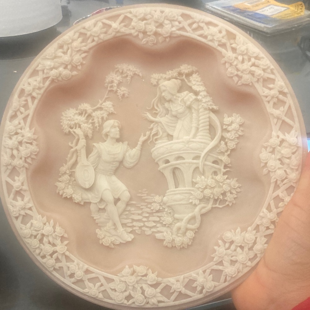 Romeo & Juliet plate from 1988